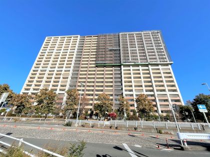 ミッドオアシスタワーズ レジデンス棟 外観