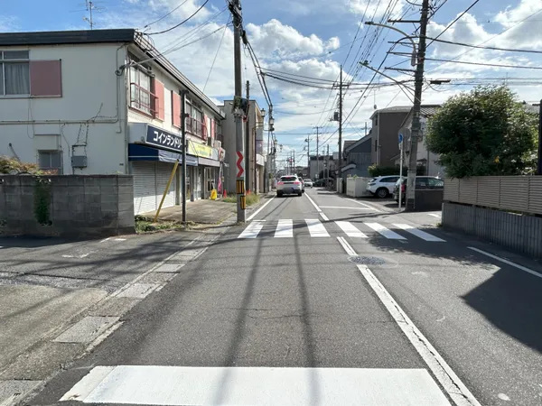 南西側前面道路