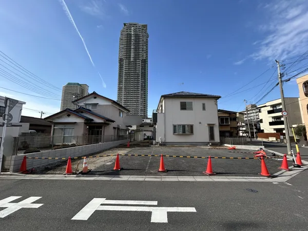川口元郷駅徒歩８分の好立地。