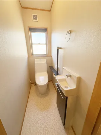 手洗い付きの2階トイレ