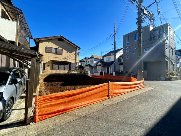 さいたま市大宮区北袋町2丁目 2号棟 前面道路含む外観 さいたま市大宮区北袋町2丁目 2号棟 前面道路含む外観