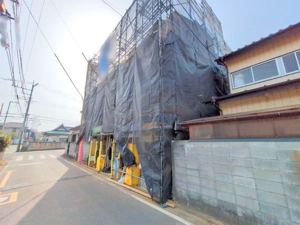さいたま市浦和区上木崎7丁目 1号棟 前面道路含む外観 さいたま市浦和区上木崎7丁目 1号棟 前面道路含む外観