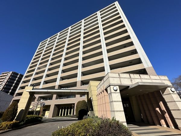 コンフォールスクエアさいたま新都心 外観
