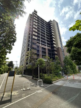 ザ・パークハウスさいたま新都心 外観