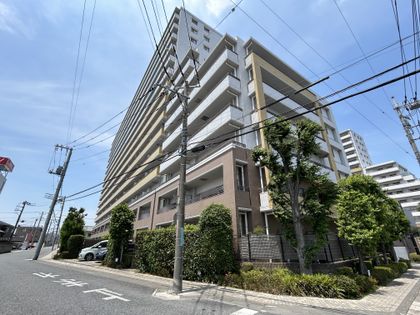 キララガーデン フロントコート 外観