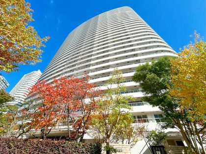 M.M.TOWERS FORESIS R棟 外観