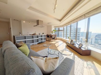 Brillia Grandeみなとみらい パークフロントタワー リビング