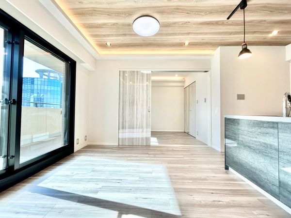 クレストフォルム横浜ポートサイド リビング リビング