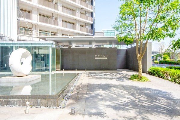 Brillia Grandeみなとみらい オーシャンフロントタワー エントランス