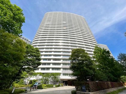 M.M.TOWERS FORESIS L棟 外観