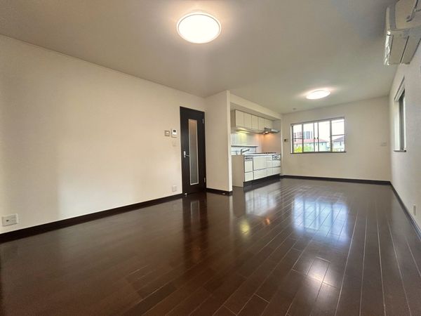 つくばみらい市紫峰ヶ丘1丁目 戸建 リビング