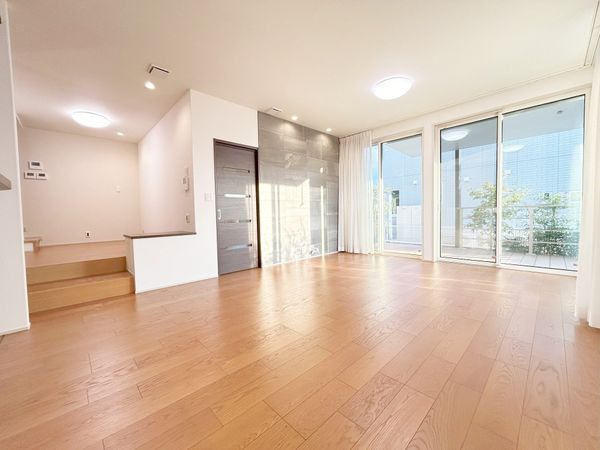 つくば市春日2丁目 戸建 リビング