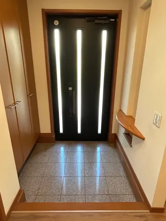 広々空間の玄関フロア