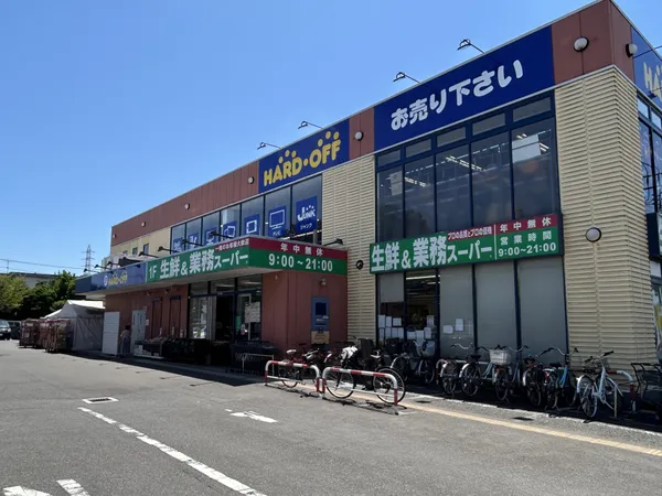 徒歩5分。