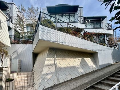 保土ケ谷区上星川1丁目 鉄骨造戸建 外観