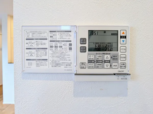 【2F/LDK/約18.5帖】リビングに床暖房を装備