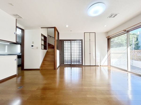 保土ケ谷区常盤台 戸建 リビング 保土ケ谷区常盤台 戸建 リビング
