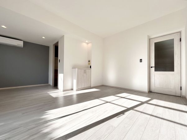 保土ヶ谷桜ヶ丘パークホームズ リビング