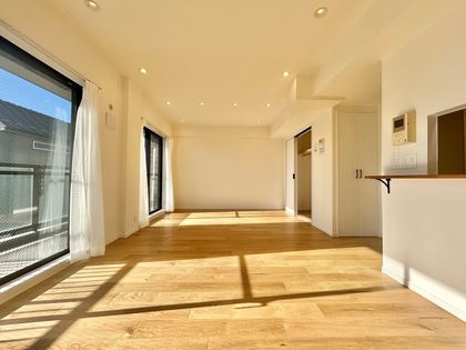 保土ヶ谷南パークホームズ リビング