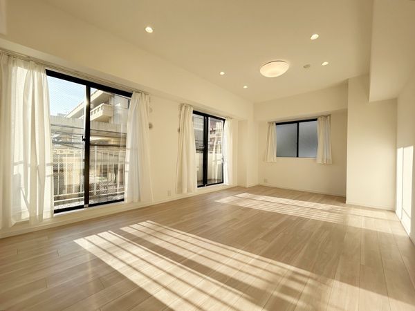 コスモ横浜吉野町 リビング リビング