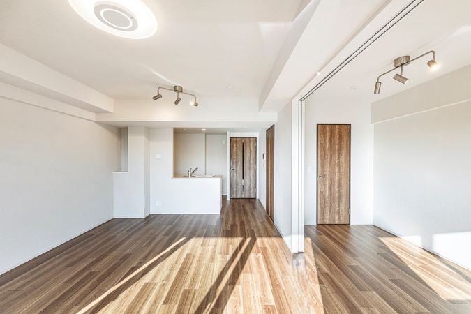 レーベン横浜山手ONE WARD COURT リビング