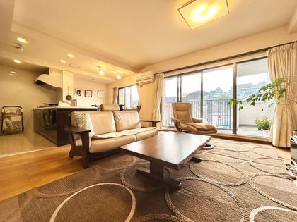 ステージ星川 リビング