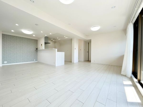 コスモ横浜和田町ヒルズ リビング