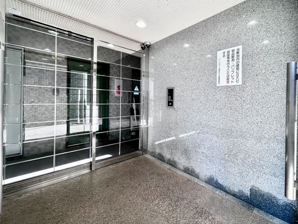 パークヴィル清水ヶ丘 エントランス