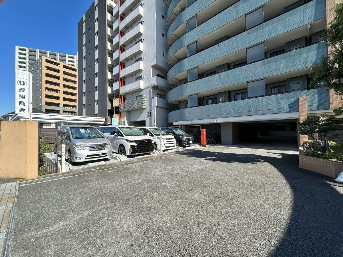 クレストフォルム横浜グランステージ 駐車場 駐車場