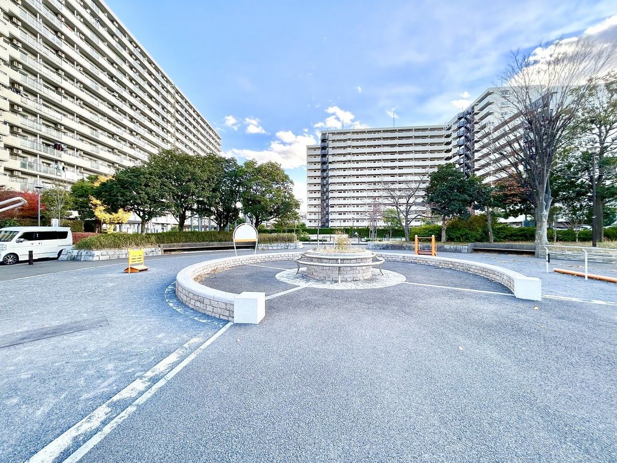 西久保町公園（約80ｍ）