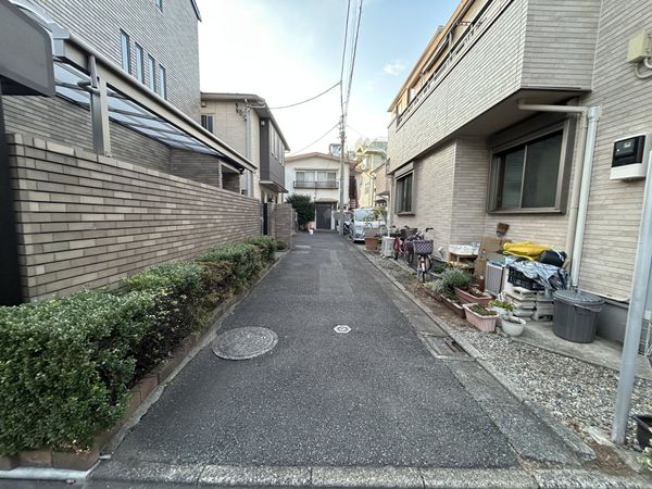 目黒区鷹番2丁目 土地 前面道路含む外観 目黒区鷹番2丁目 土地 前面道路含む外観