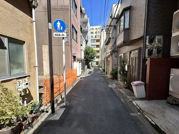 南西側前面道路