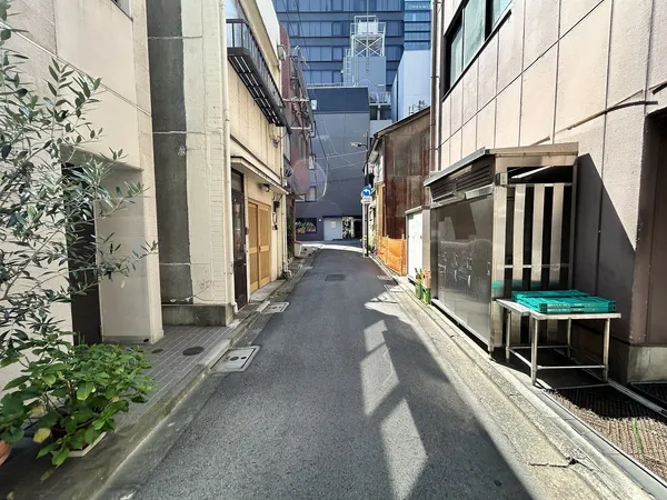 南西側前面道路