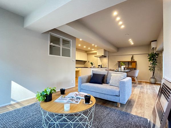 ハイツ赤坂 リビング