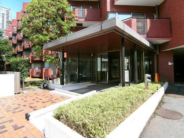 チュリス氷川坂 エントランス