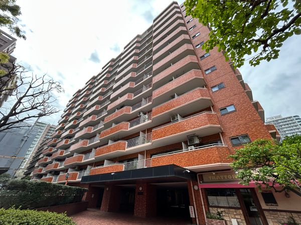 シャンボール三田 外観