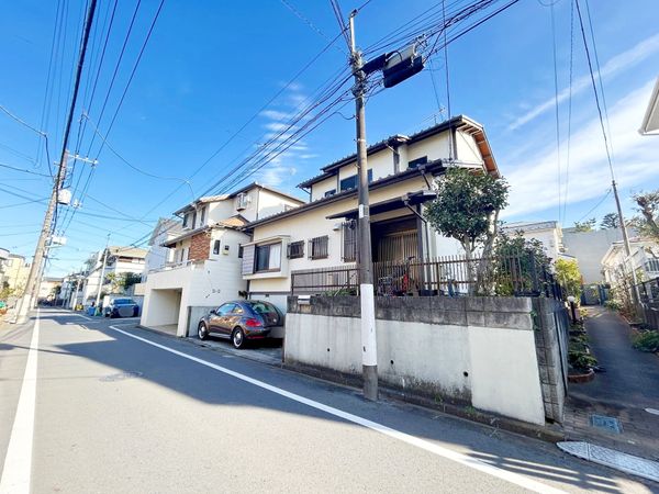 桜新町1丁目土地 前面道路含む外観