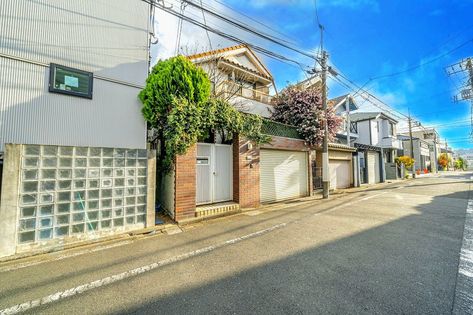 東が丘1丁目 土地 前面道路含む外観