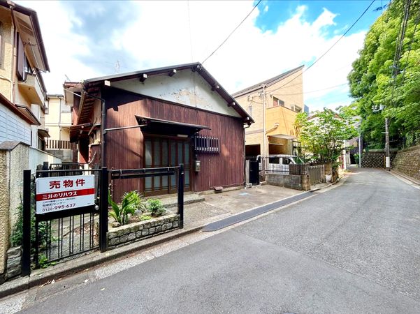 東が丘2丁目 土地 前面道路含む外観 東が丘2丁目 土地 前面道路含む外観