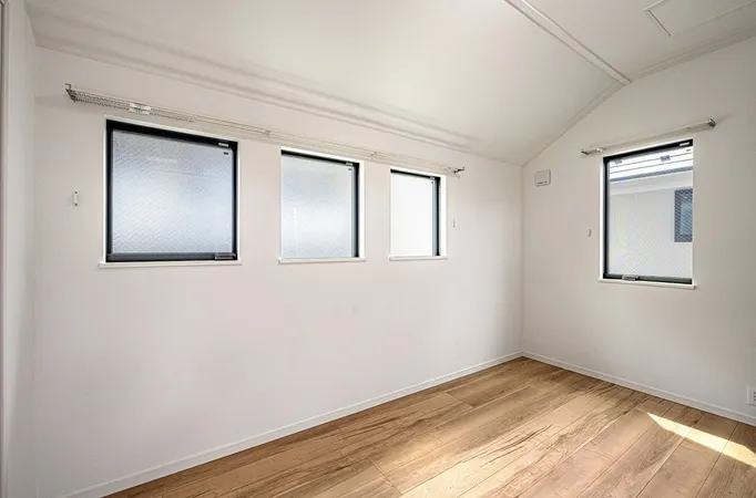 リビング横洋室（令和6年9月撮影）