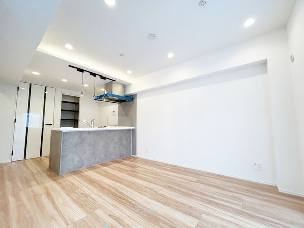 ライオンズマンシヨン馬事公苑第2 リビング ライオンズマンシヨン馬事公苑第2 リビング