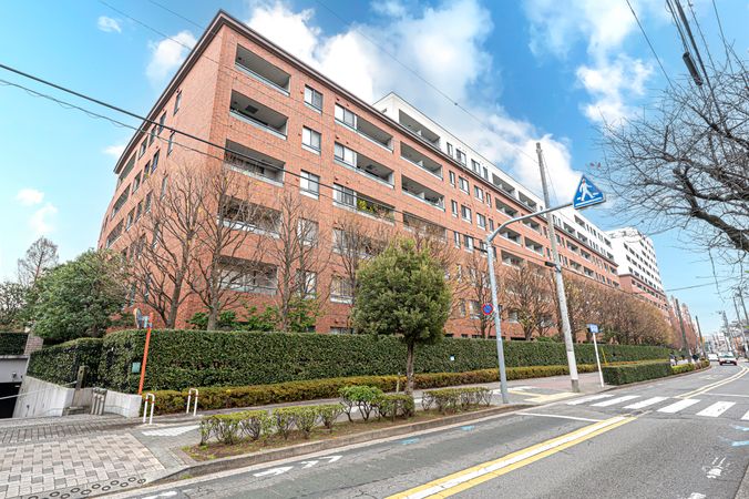 ラ・コルダ弦巻 ガーデンコート 外観