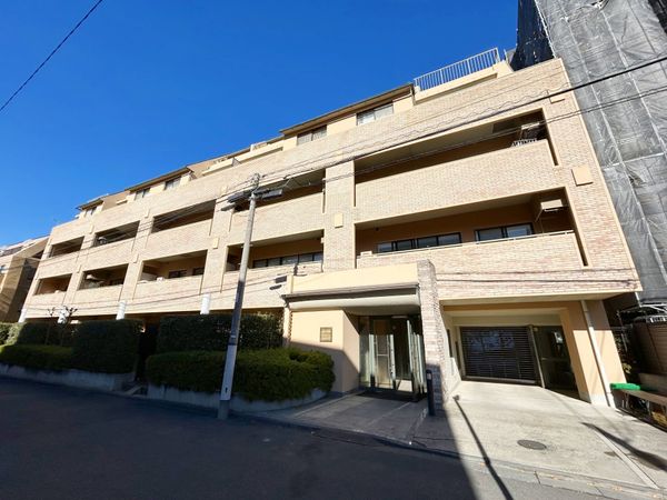 メゾンモンティチェロ弦巻 外観