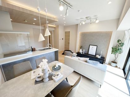 メゾンモンティチェロ弦巻 リビング