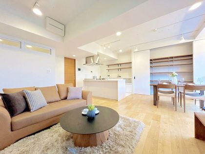 ディアクオーレ桜新町オーセントフォルム リビング