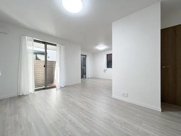 １階洋室約15.8帖