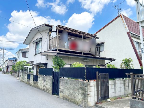 草加市氷川町 土地 前面道路含む外観