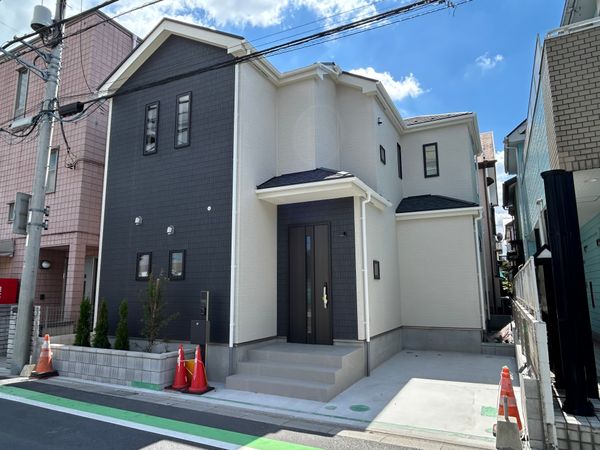 草加市西町 新築戸建 外観