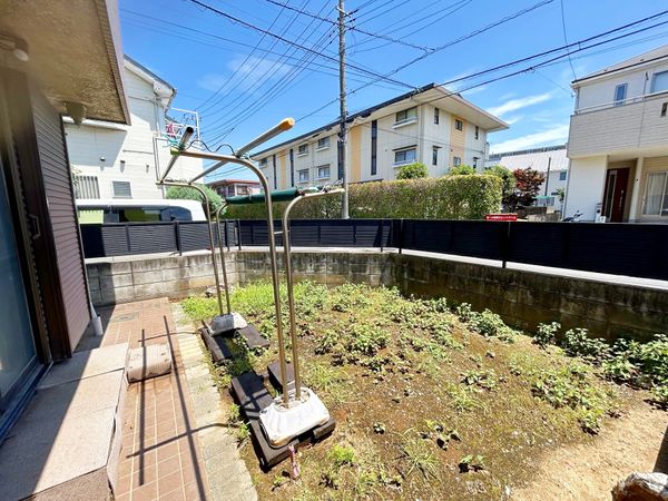 八潮市伊草1丁目 戸建 庭