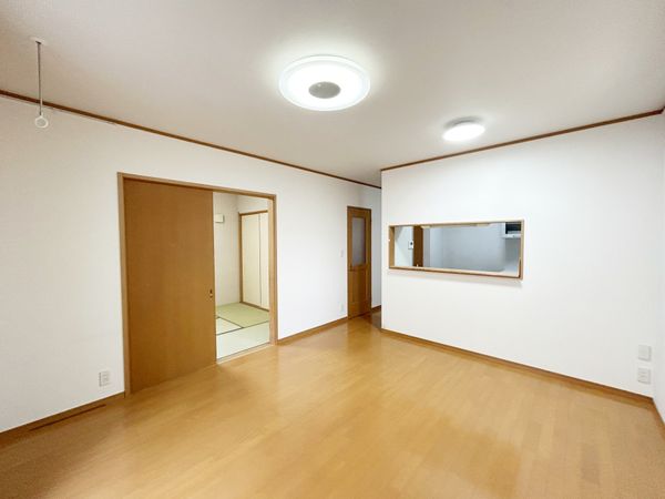 八潮市八潮3丁目 戸建 リビング